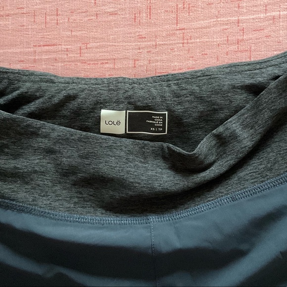 Lole running shorts. W’ XS - Picture 3 of 3
